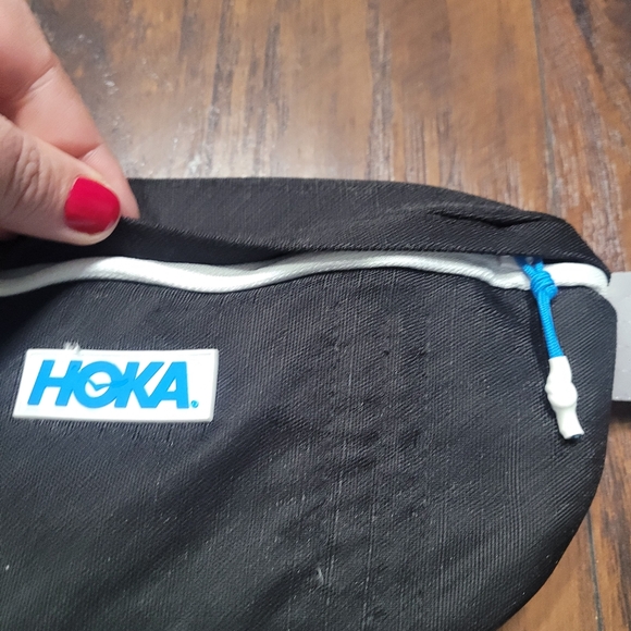 NWOT Hoka Belt Bag - Picture 3 of 5